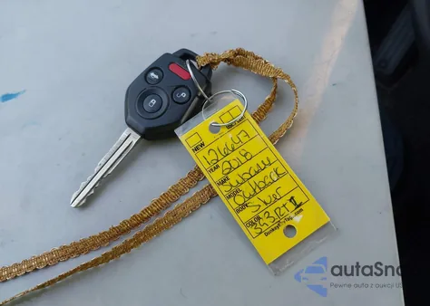 2018 Subaru Outback 2.5I Premium из США, поврежденный, VIN 4S4BSACCXJ3227027